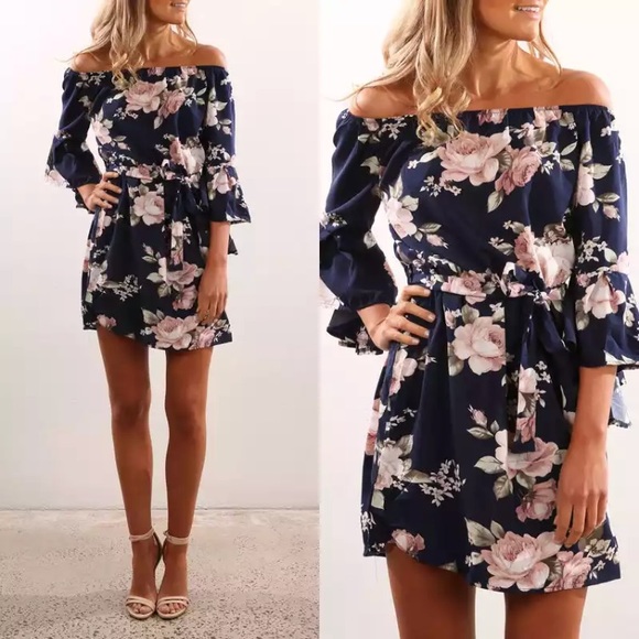 ✨Sale✨Blue floral dress - Picture 4 of 5